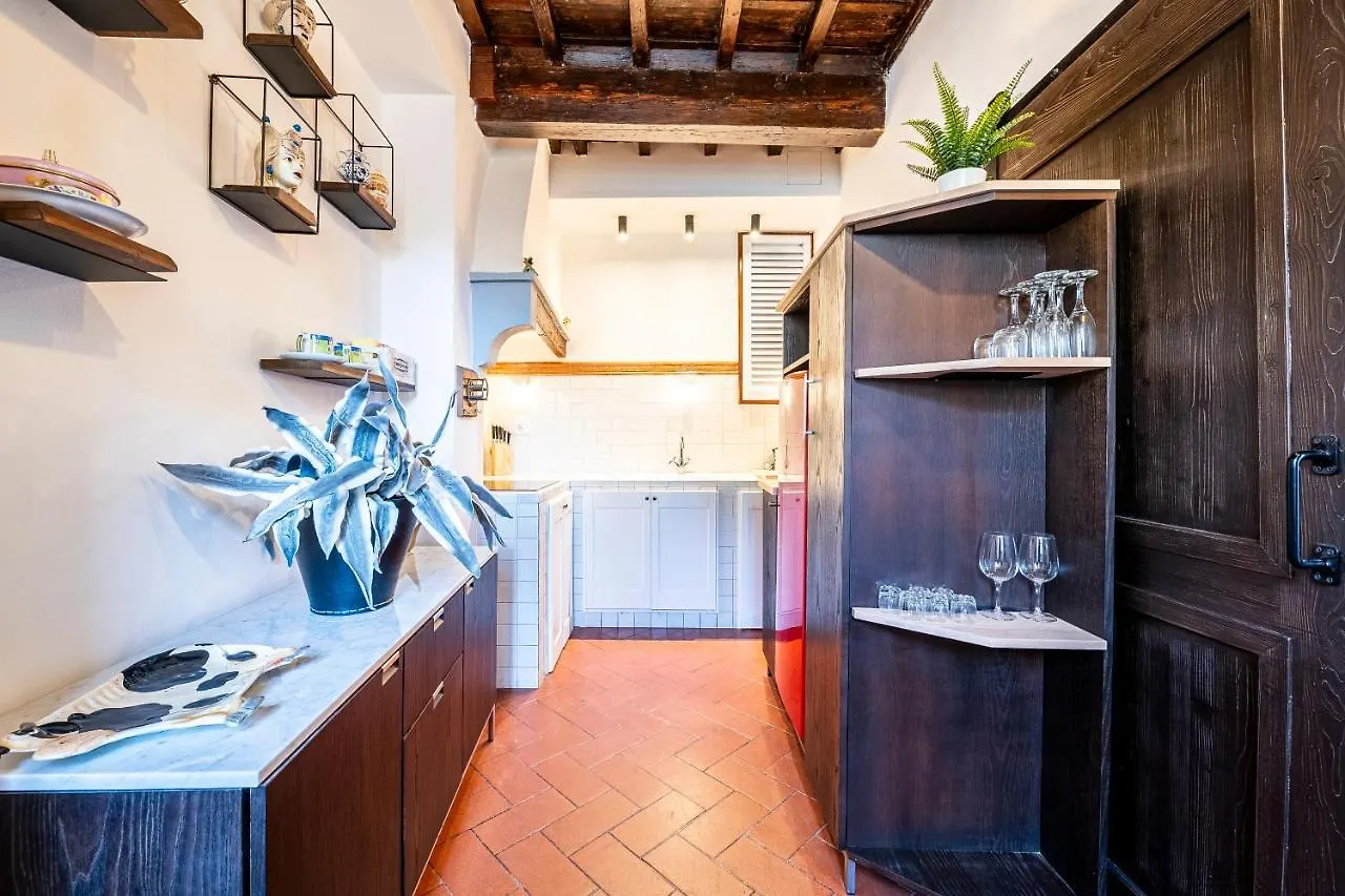 Apartment Ponte Vecchio E Palazzo Pitti Prestigioso Appartamento Storico Florence